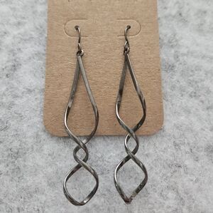 Dark‎ Gunmetal Gray Twist Dangle Earrings
